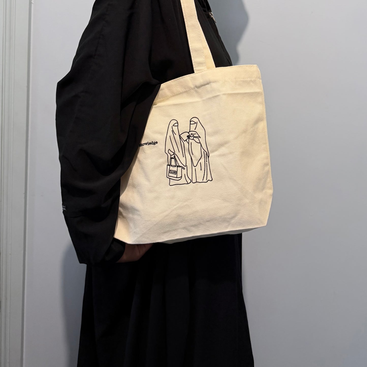 Ilm Mini Embroidered Tote