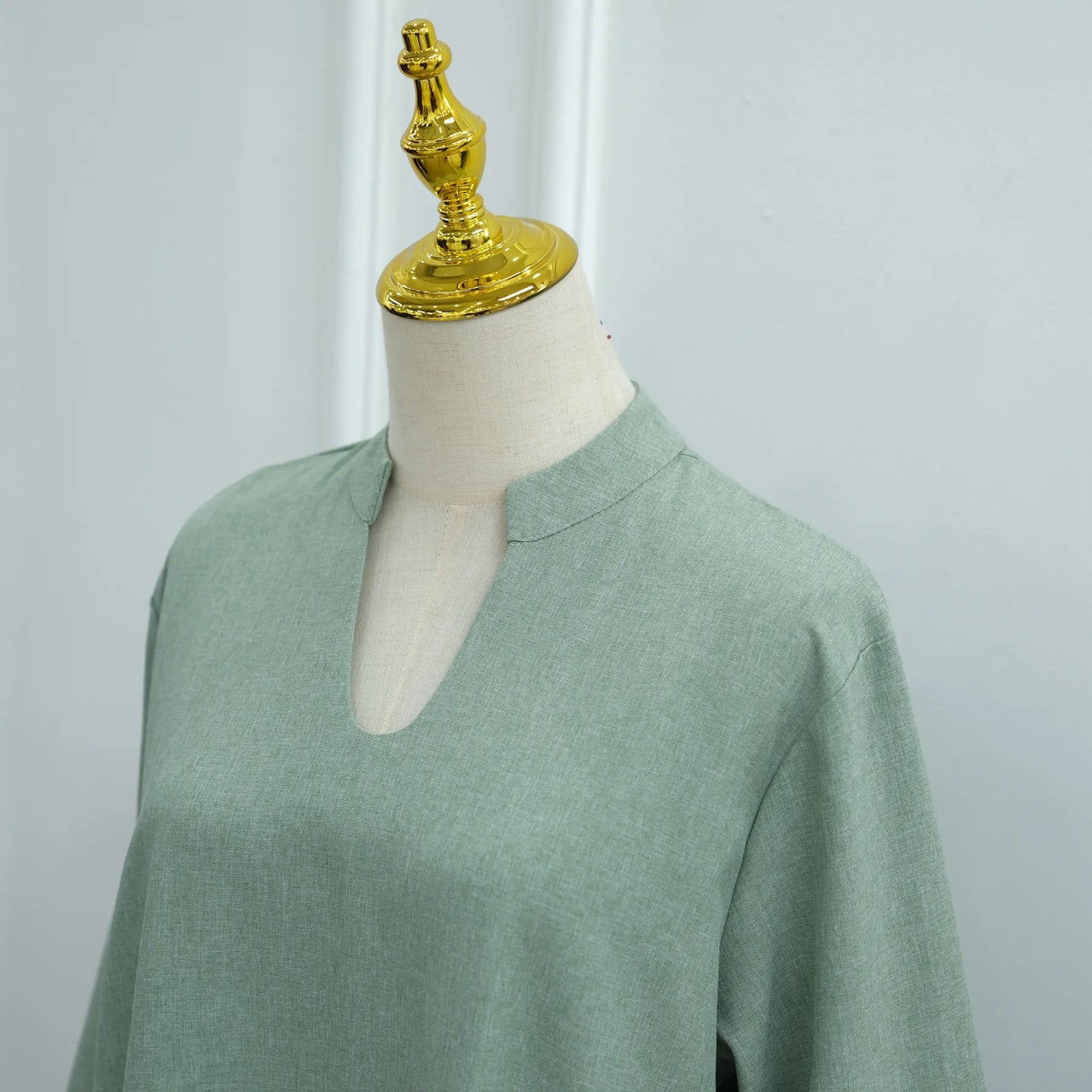 Safiya Linen Abaya